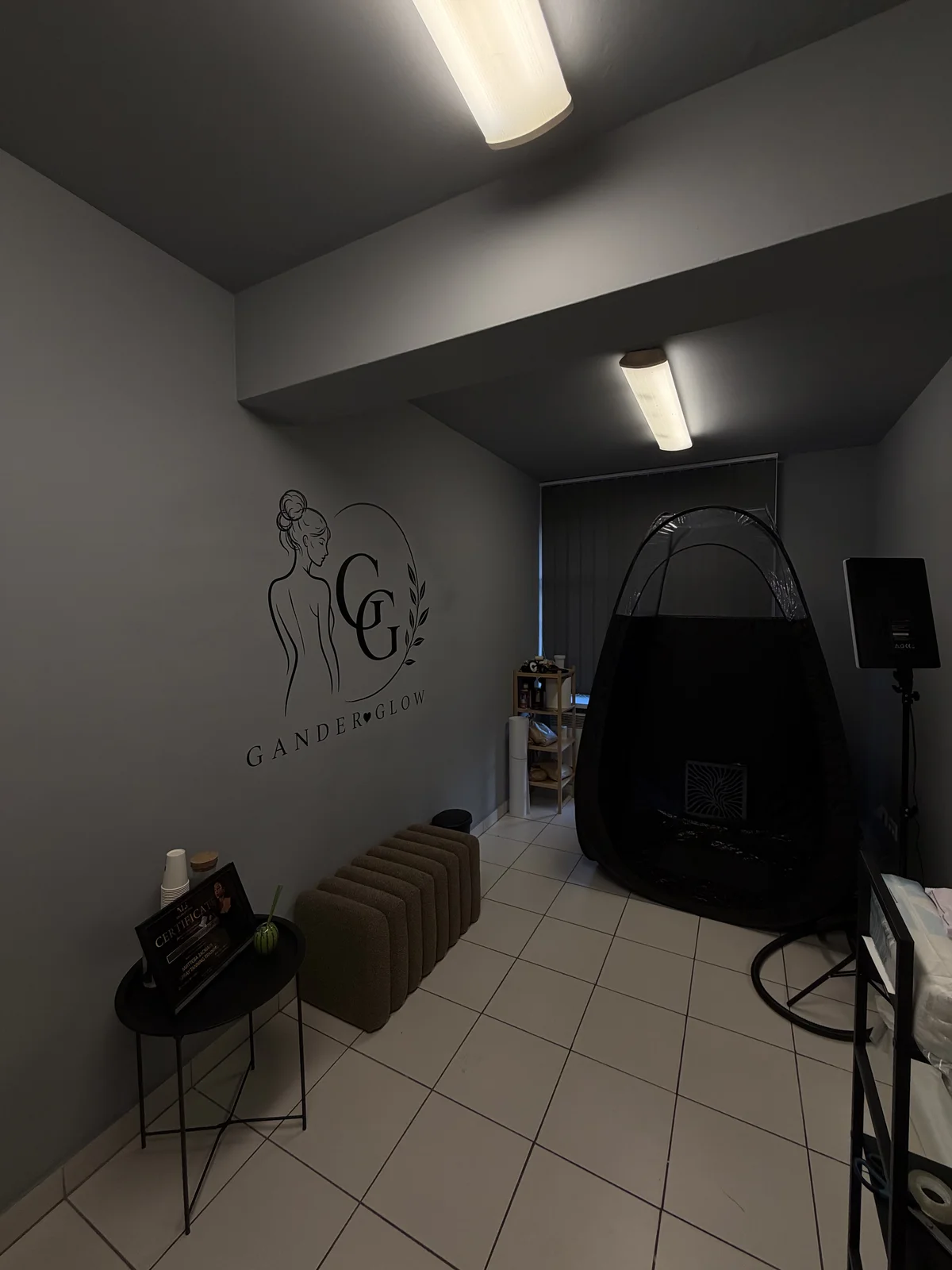 Gander Glow Studio — Kraków